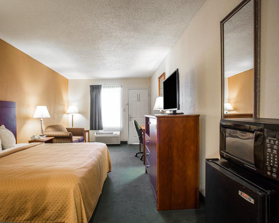 Quality Inn Айкен Экстерьер фото