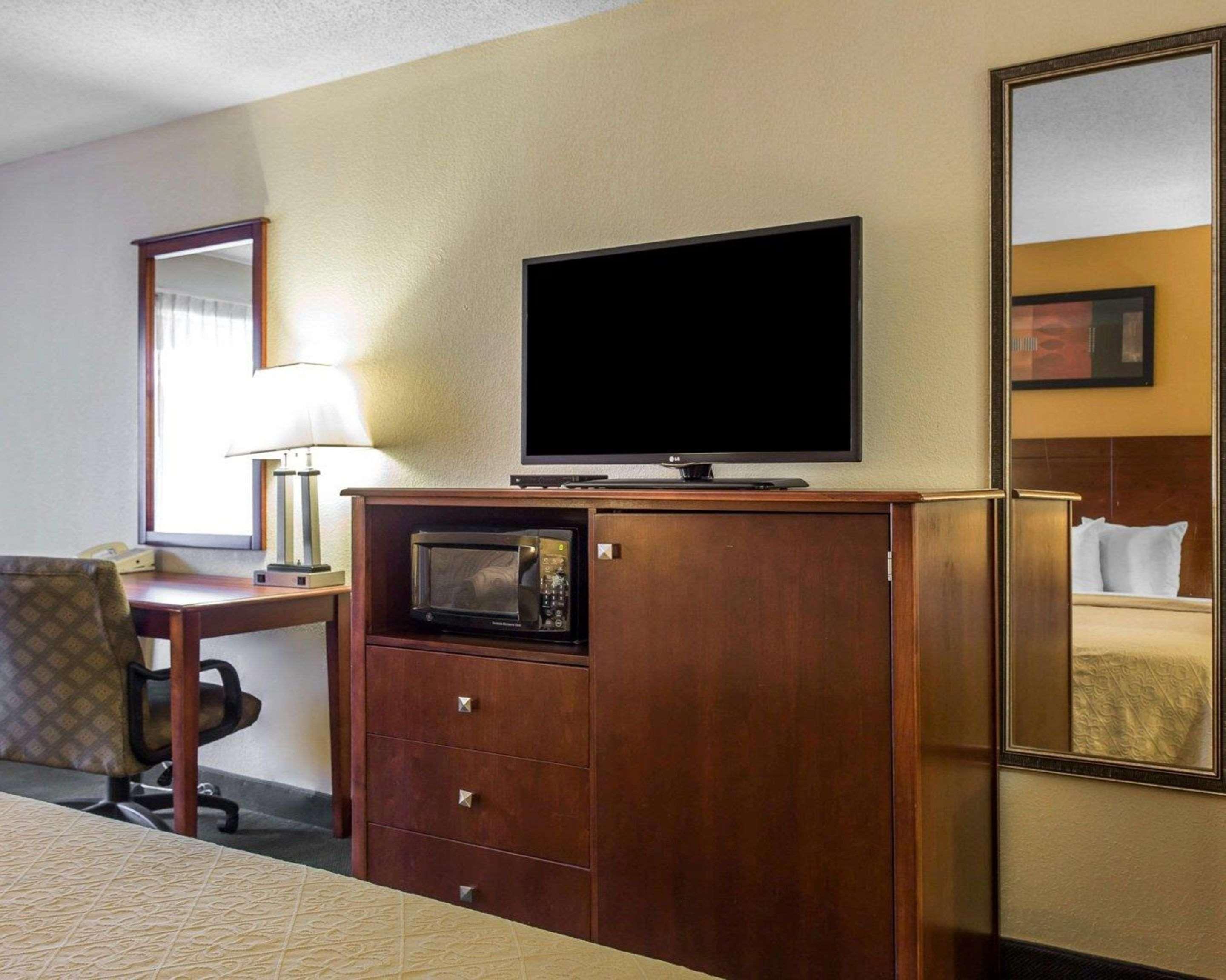 Quality Inn Айкен Экстерьер фото