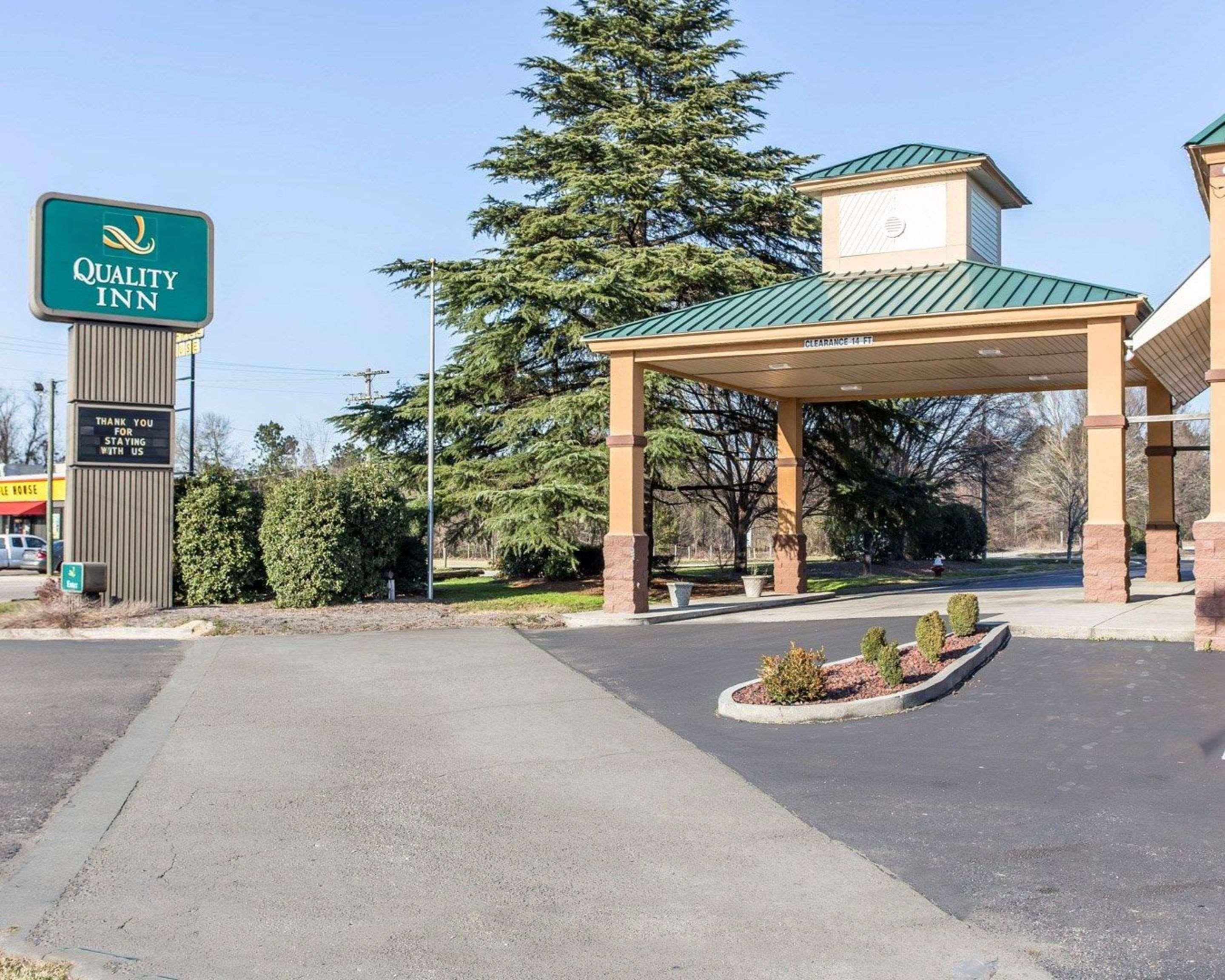 Quality Inn Айкен Экстерьер фото