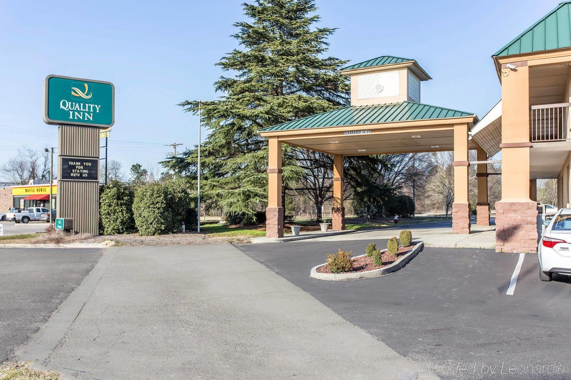 Quality Inn Айкен Экстерьер фото